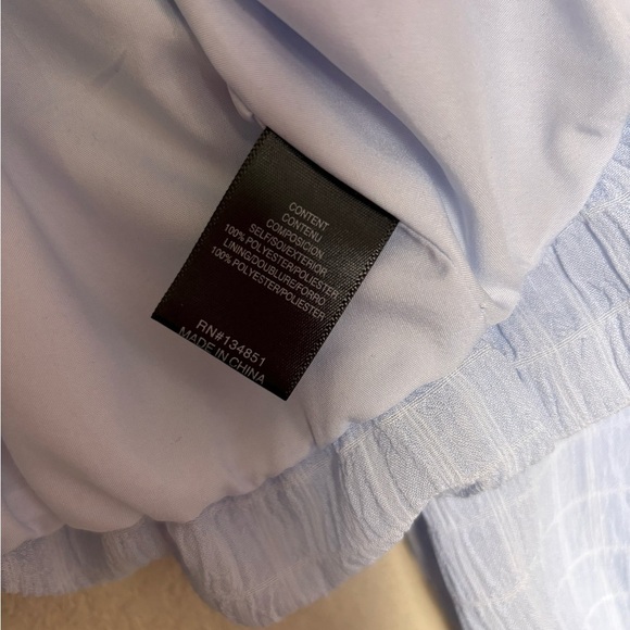 Wayf Pastel Blue Crepe Textured Long Blouson Sleeve Bubble Hem Cropped Blouse L - Picture 9 of 10